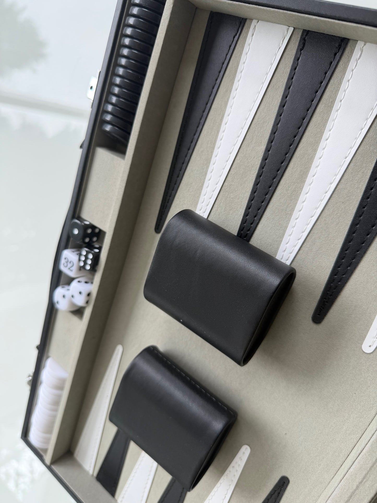 Luxury 15-Inch Backgammon Set with Black Leatherette Case